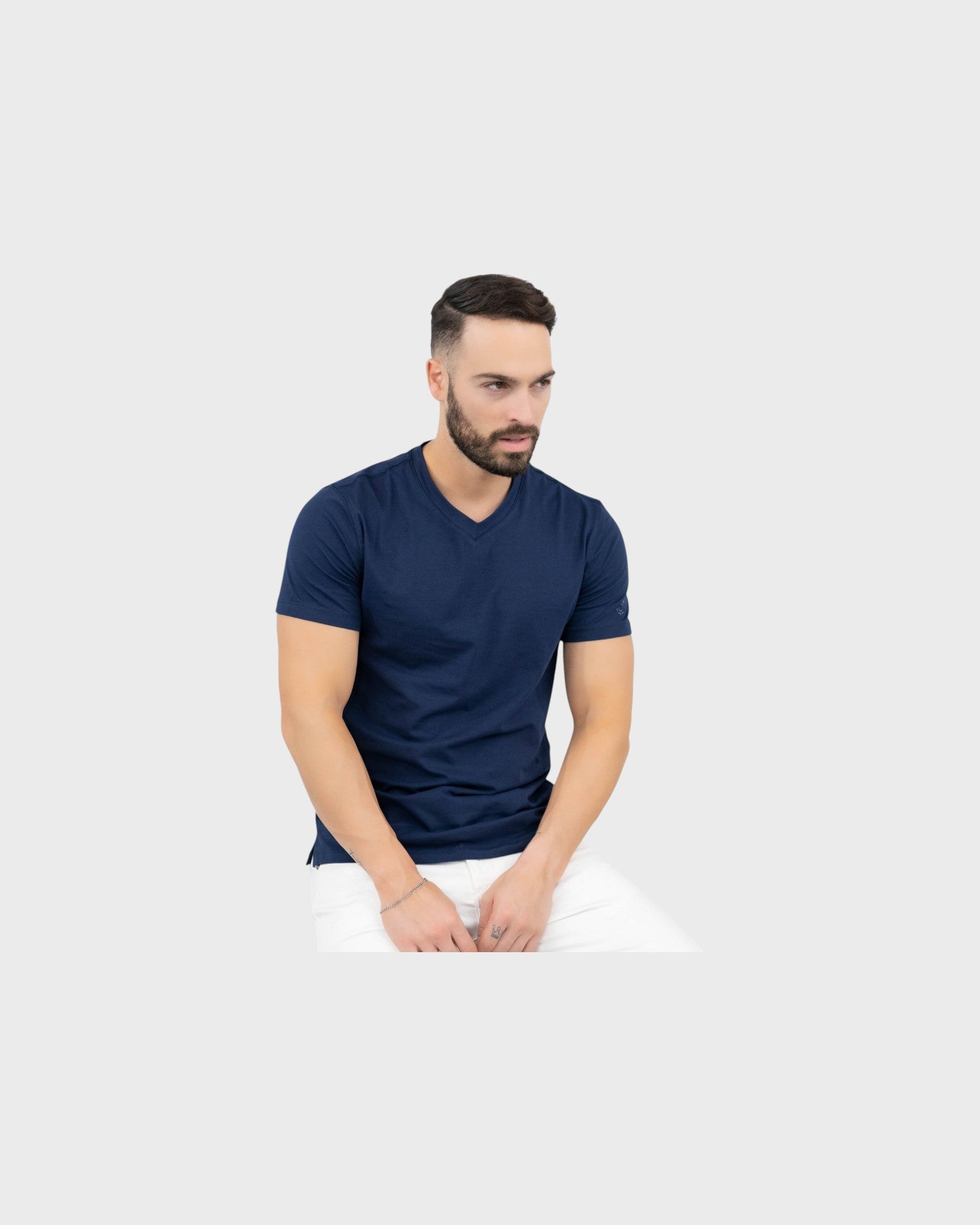 Zafiro Classic V Neck T-shirt - Navy