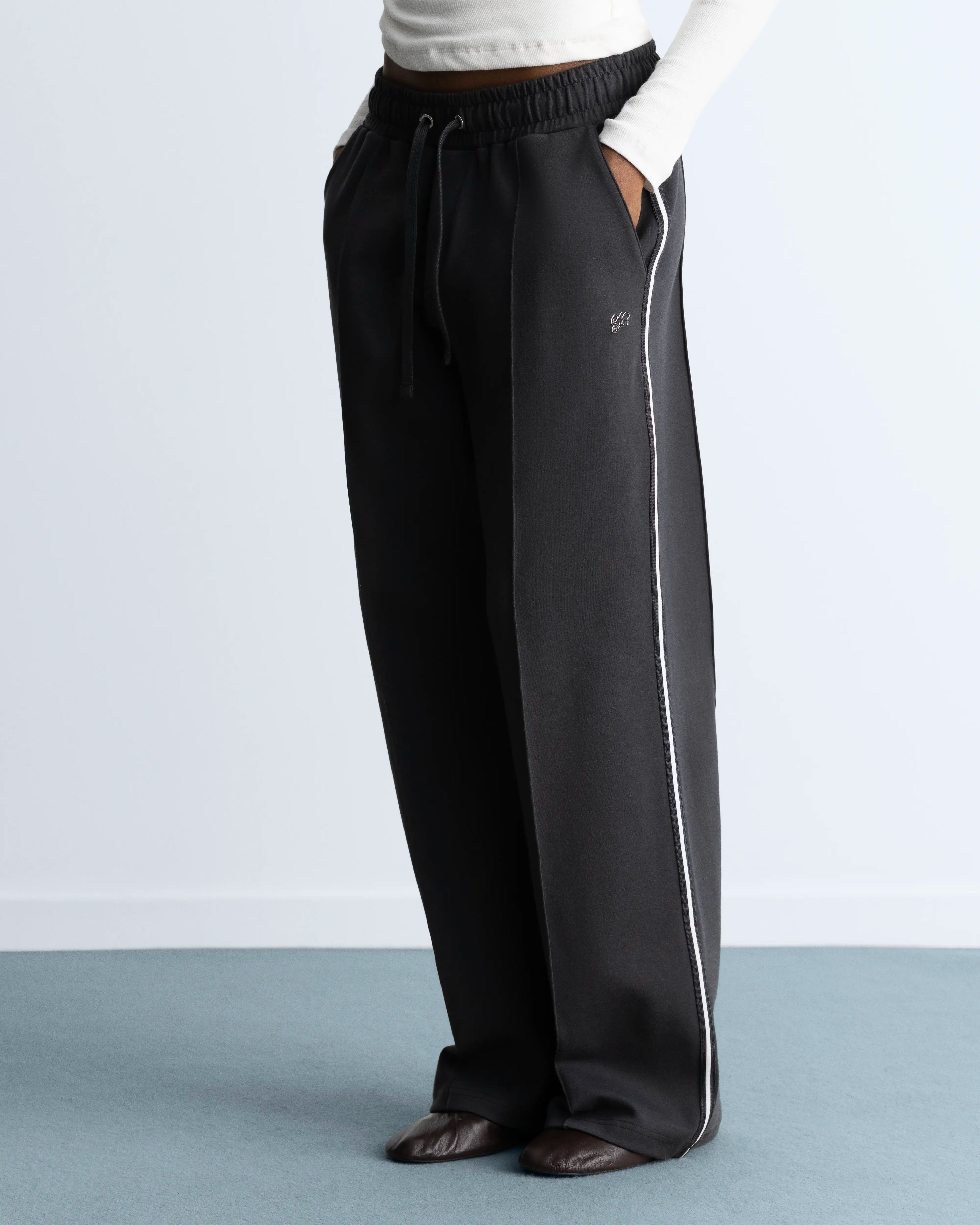 Classic Tracksuit Pants